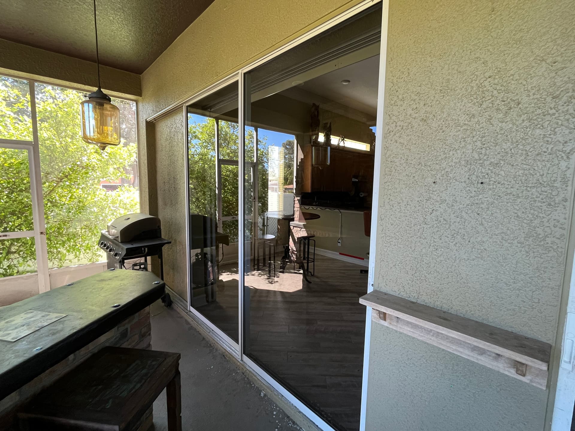 Gallery photos for Window Cleaning for Short-Term Rentals on Turnover Day: Image #1