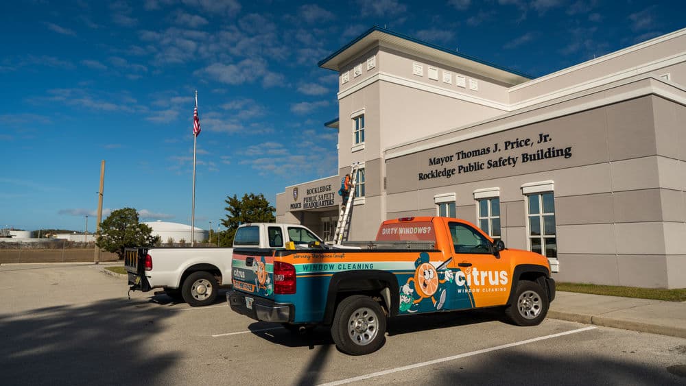 Gallery photos for TPO Roof Soft Wash and Window Cleaning at Rockledge Police HQ: Image #4