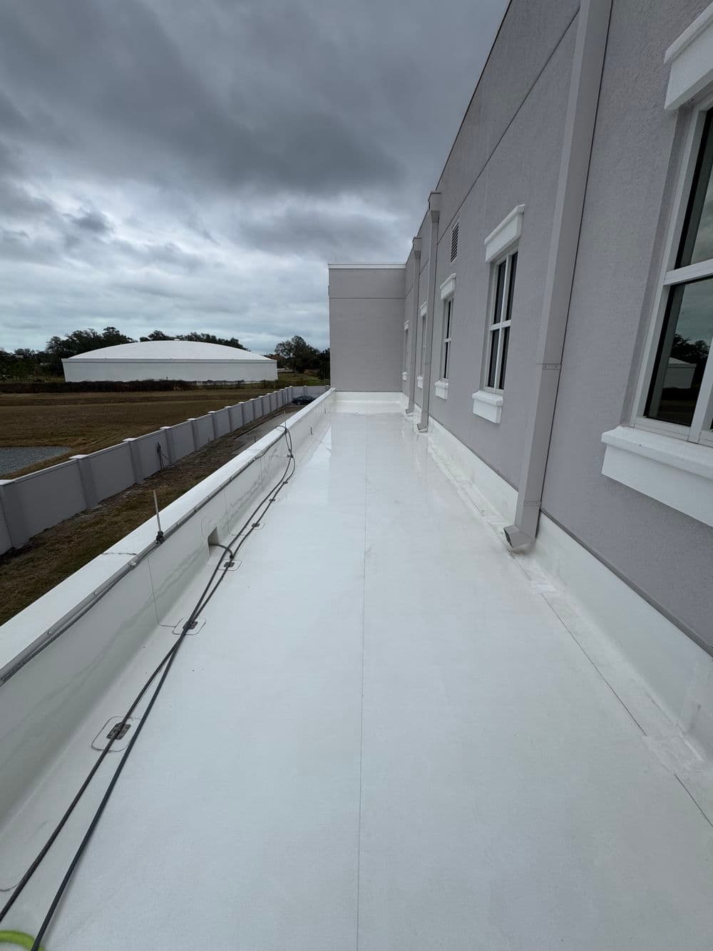 Gallery photos for TPO Roof Soft Wash and Window Cleaning at Rockledge Police HQ: Image #5